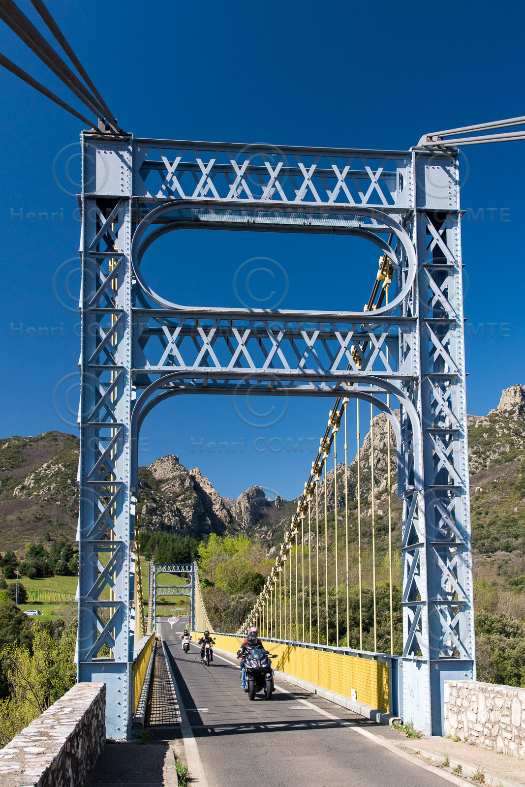 Pont suspendu