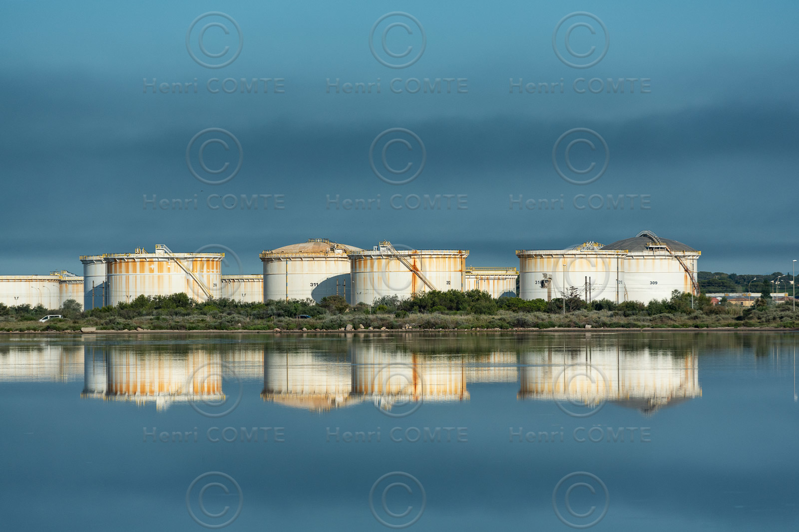 Depôt pétrolier