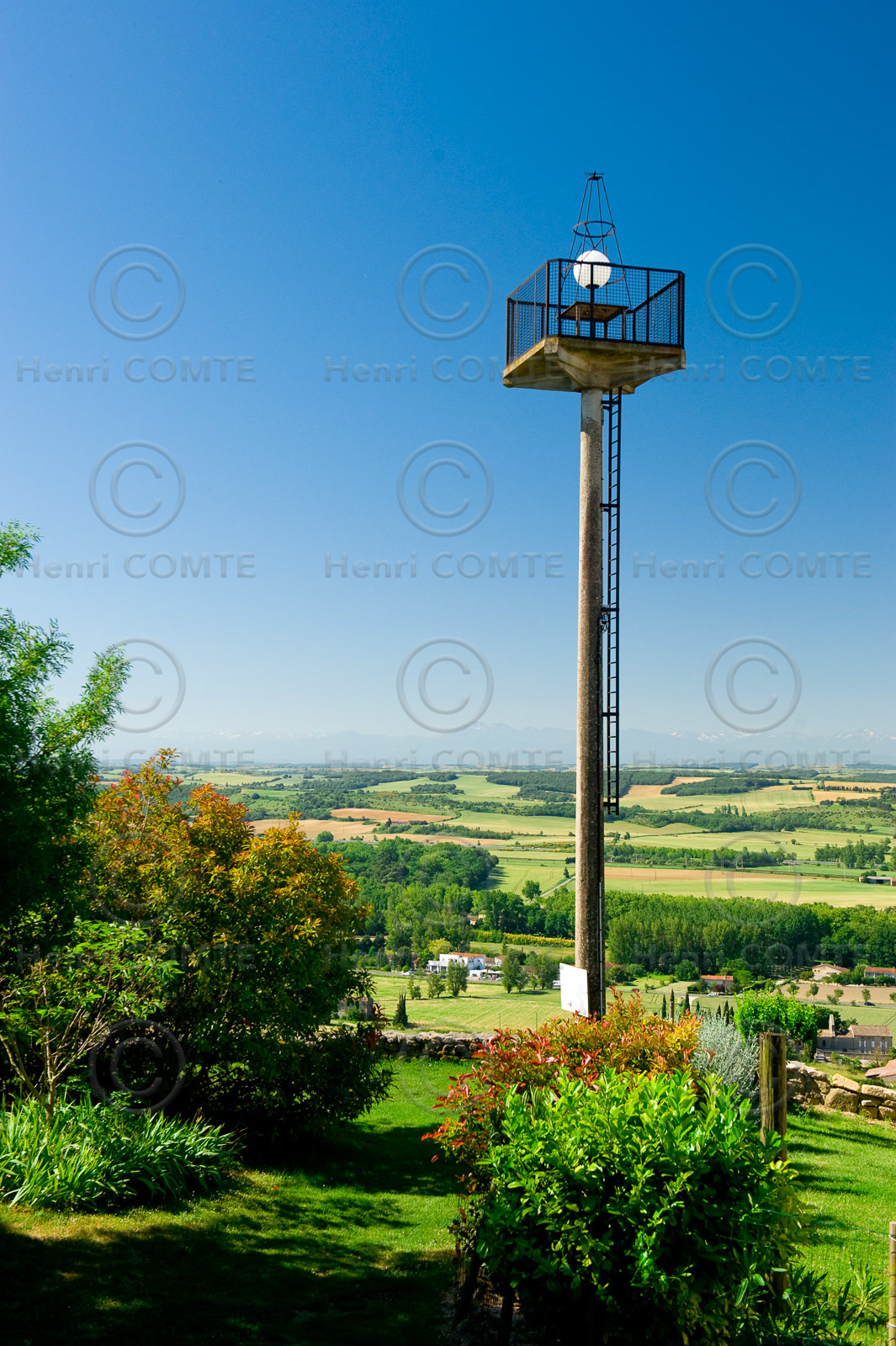 Phare aéronautique