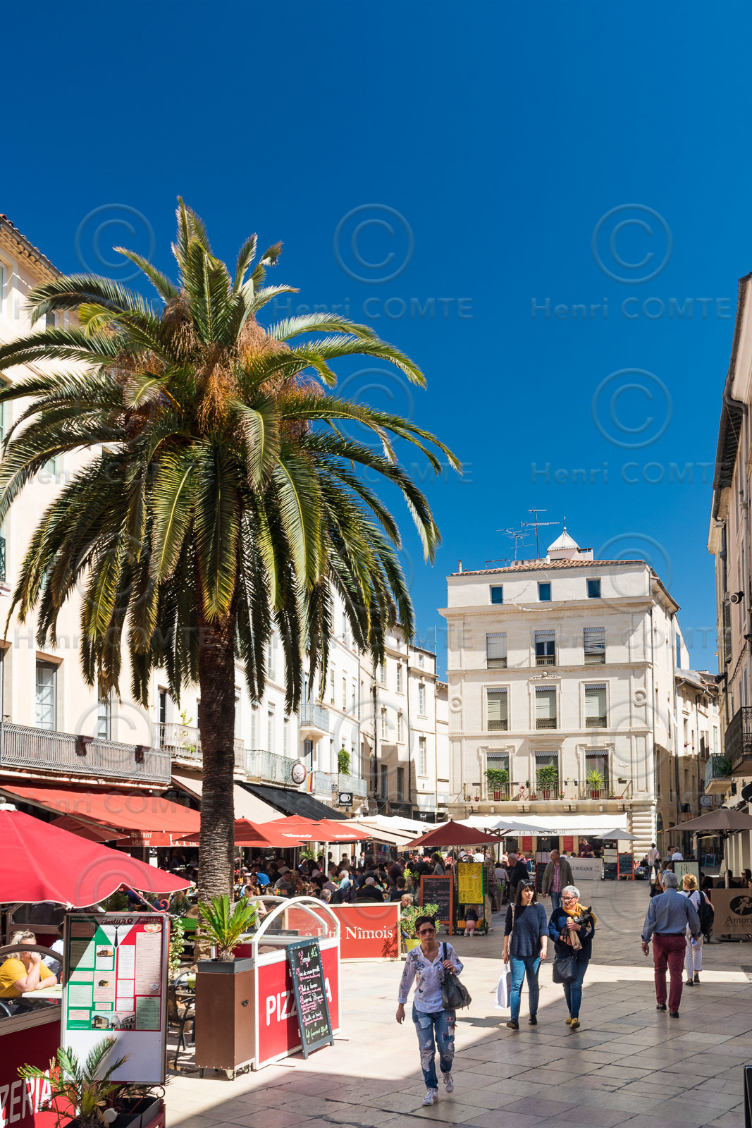 Nîmes