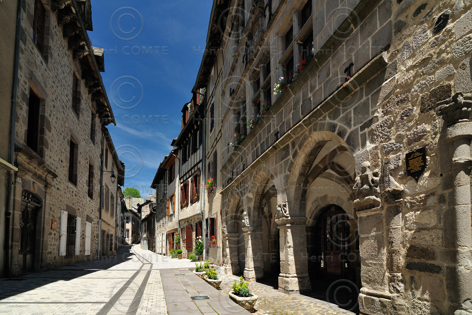 Mur de Barrez