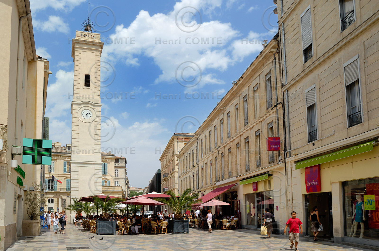 Nîmes