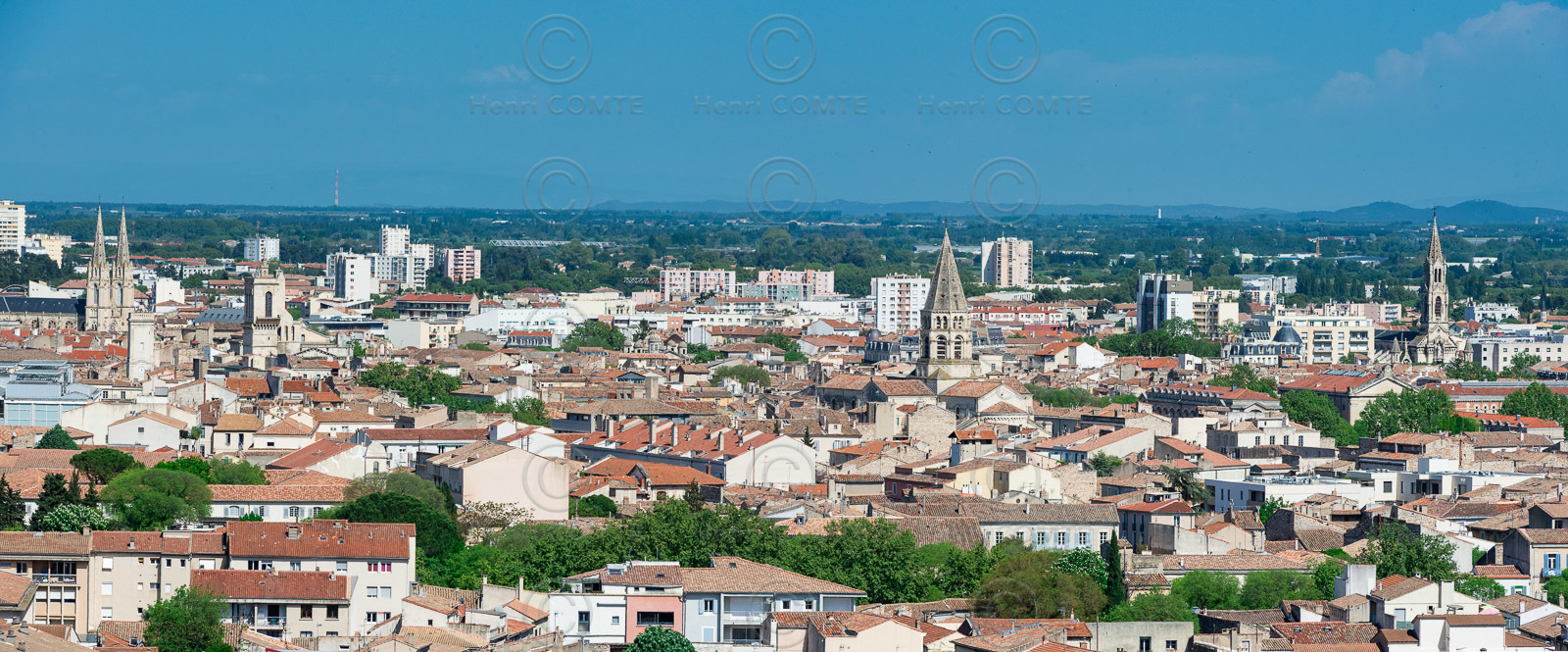 Nîmes