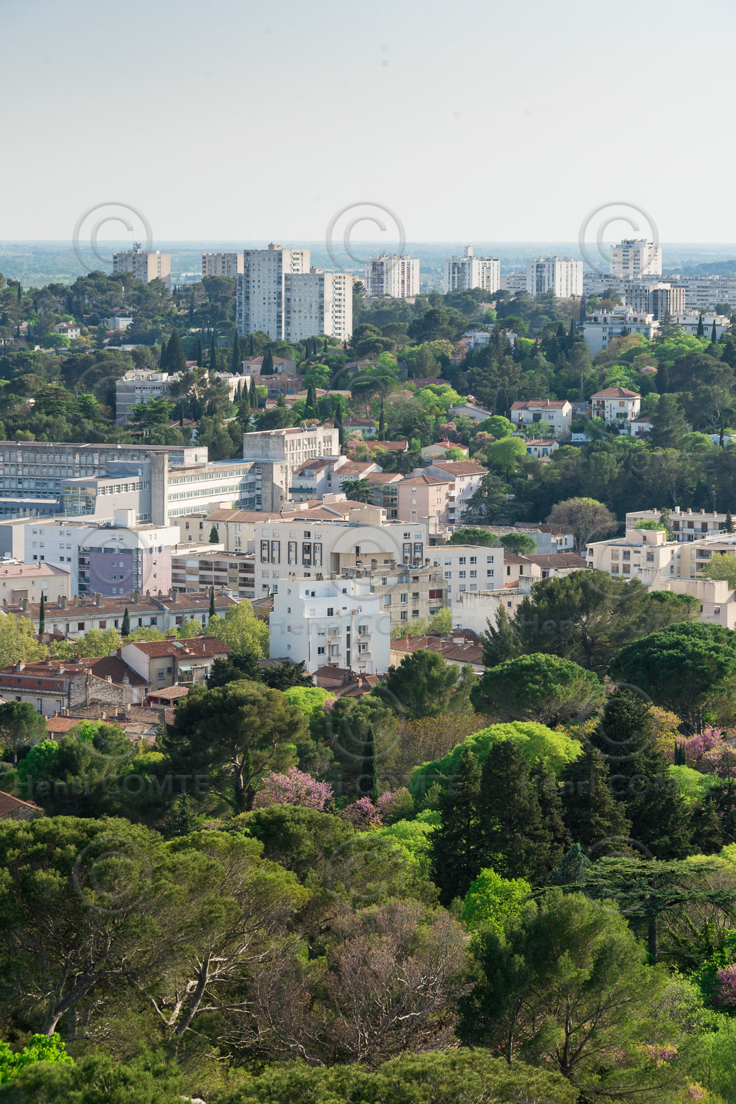 Nîmes