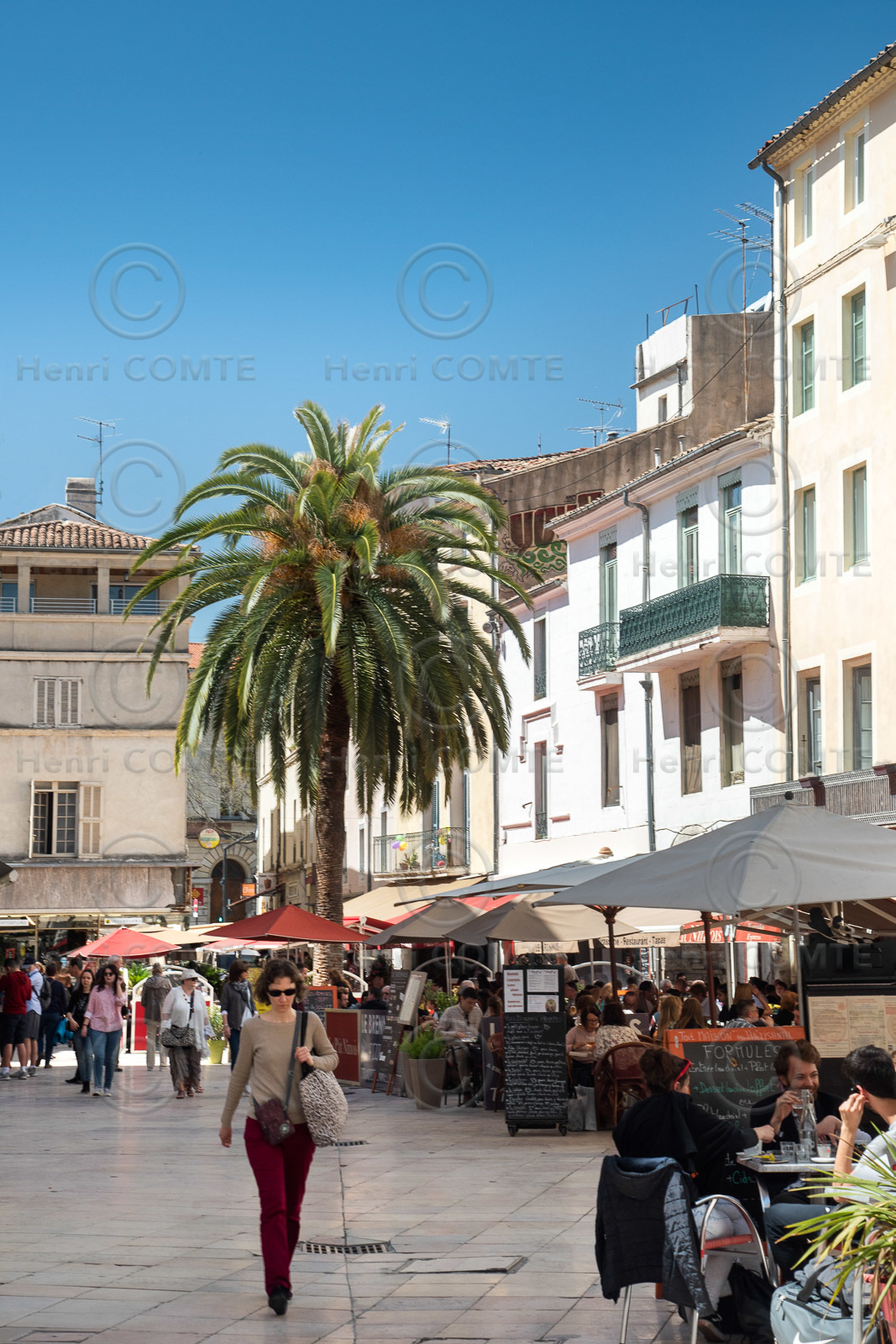 Nîmes