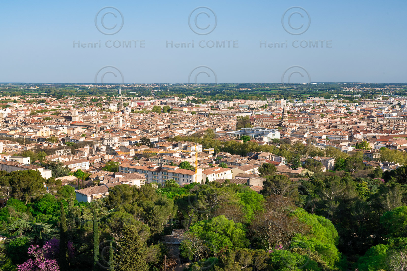 Nîmes